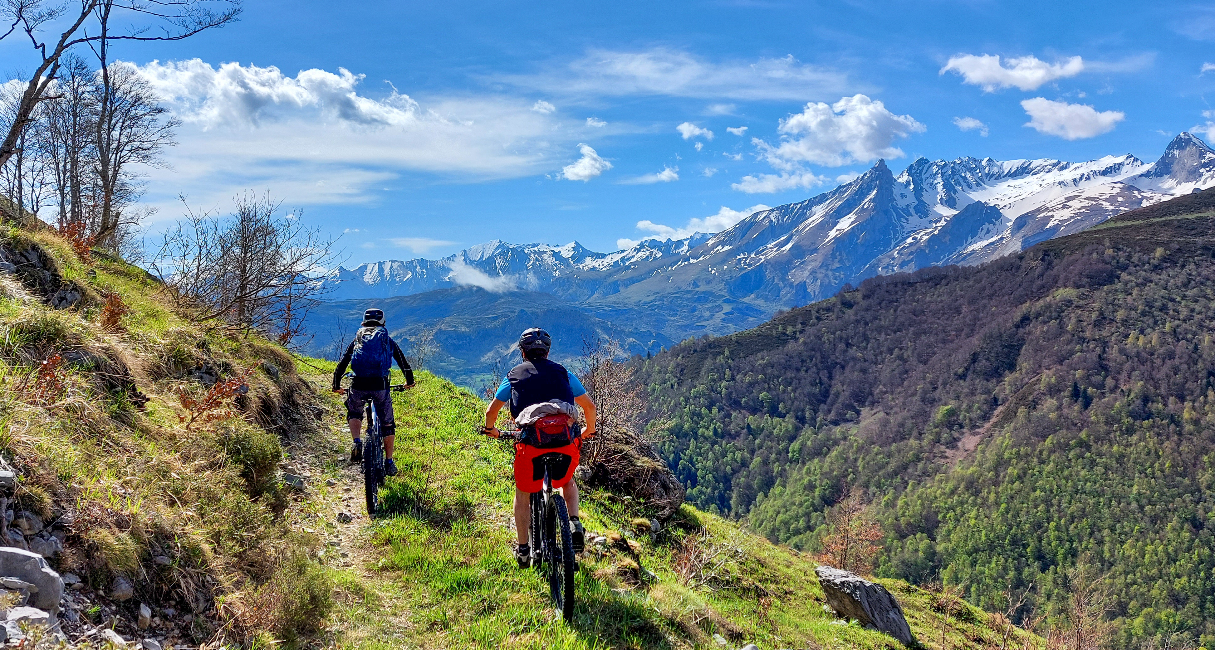 Tour du Massif du Jaoüt