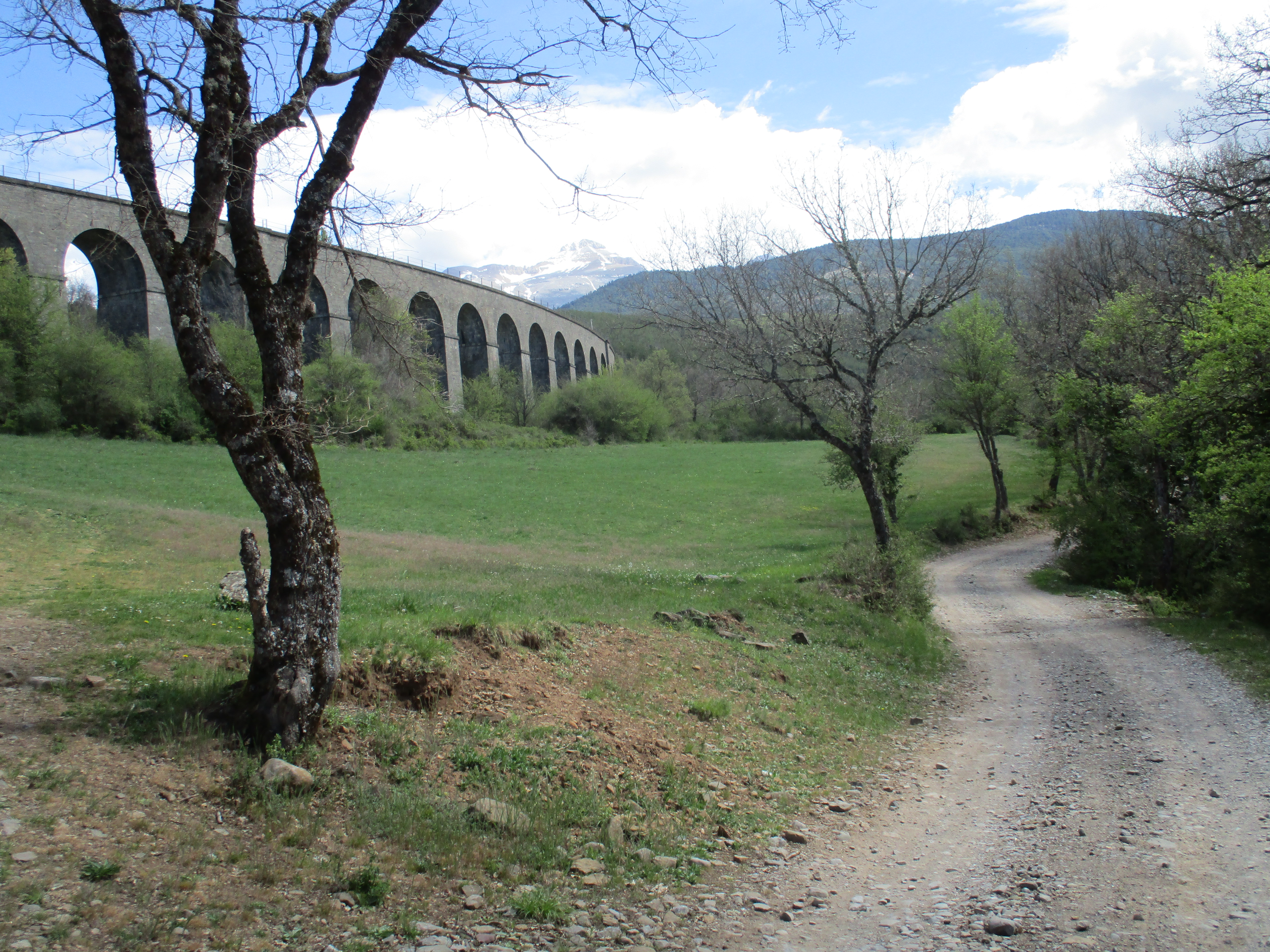 Villanua Cénarbe Castillo de Jaca